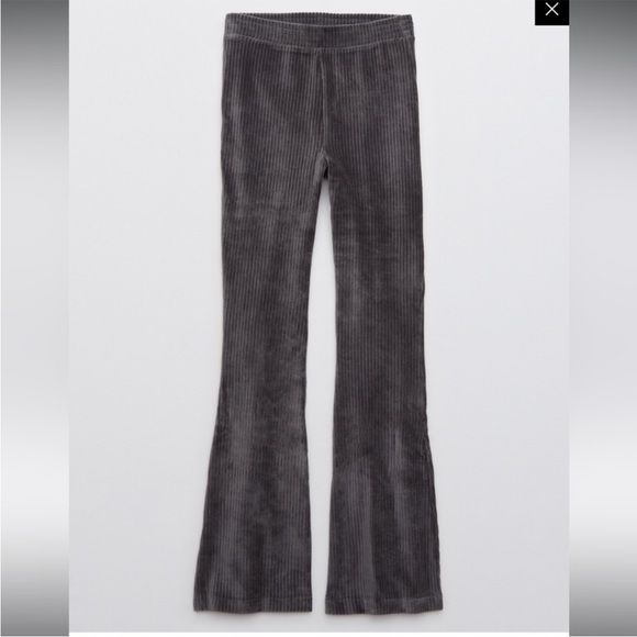 Aerie Groove-On Velour High Waisted Flare Pant | Size M Short | Smoked Gray - Picture 4 of 9